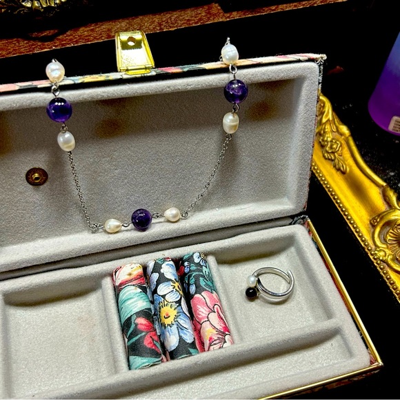 Freshwater Pearl & Amethyst Set - Picture 2 of 7